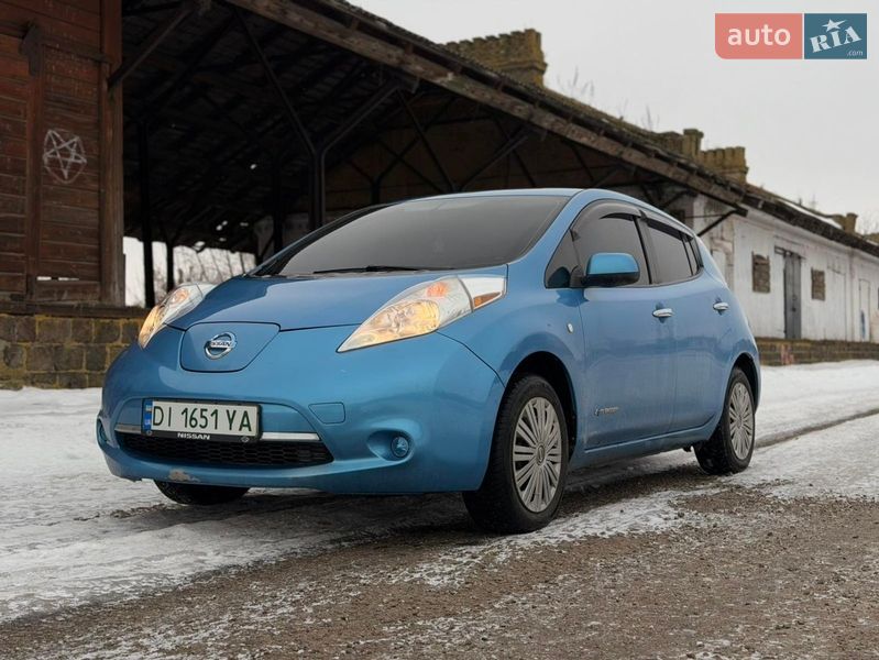 Хэтчбек Nissan Leaf 2014 в Любаре