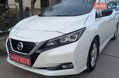 Хэтчбек Nissan Leaf 2018 в Дрогобыче