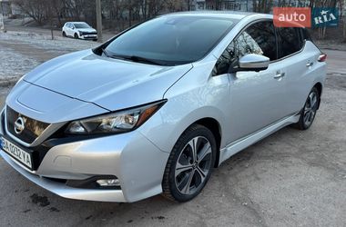 Хэтчбек Nissan Leaf 2018 в Кропивницком