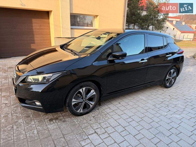 Хэтчбек Nissan Leaf 2020 в Львове