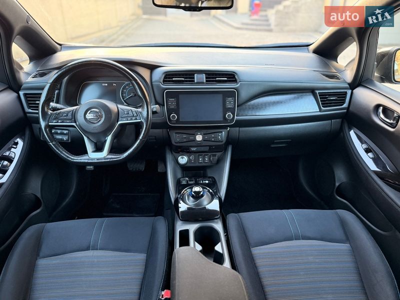 Хэтчбек Nissan Leaf 2020 в Львове