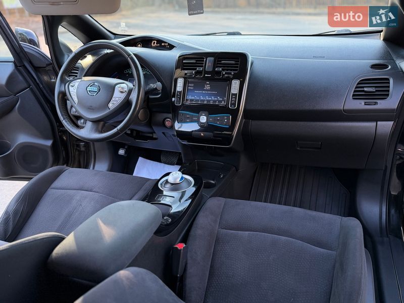 Хэтчбек Nissan Leaf 2017 в Трускавце