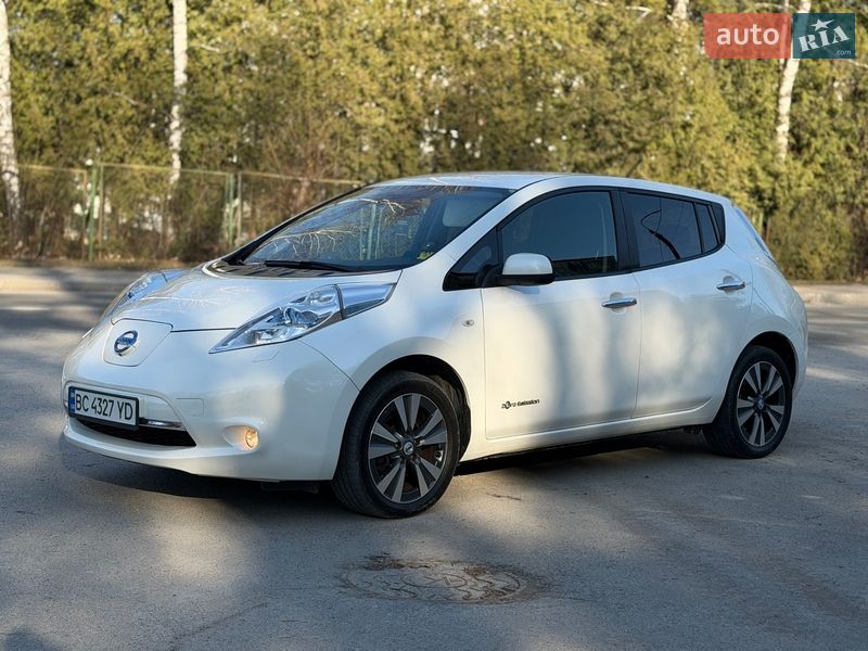 Хетчбек Nissan Leaf 2013 в Трускавці