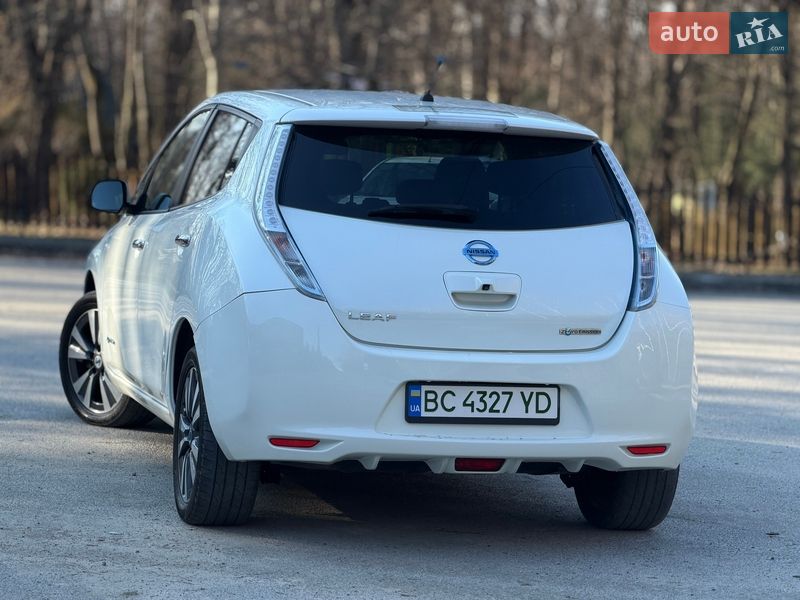Хетчбек Nissan Leaf 2013 в Трускавці