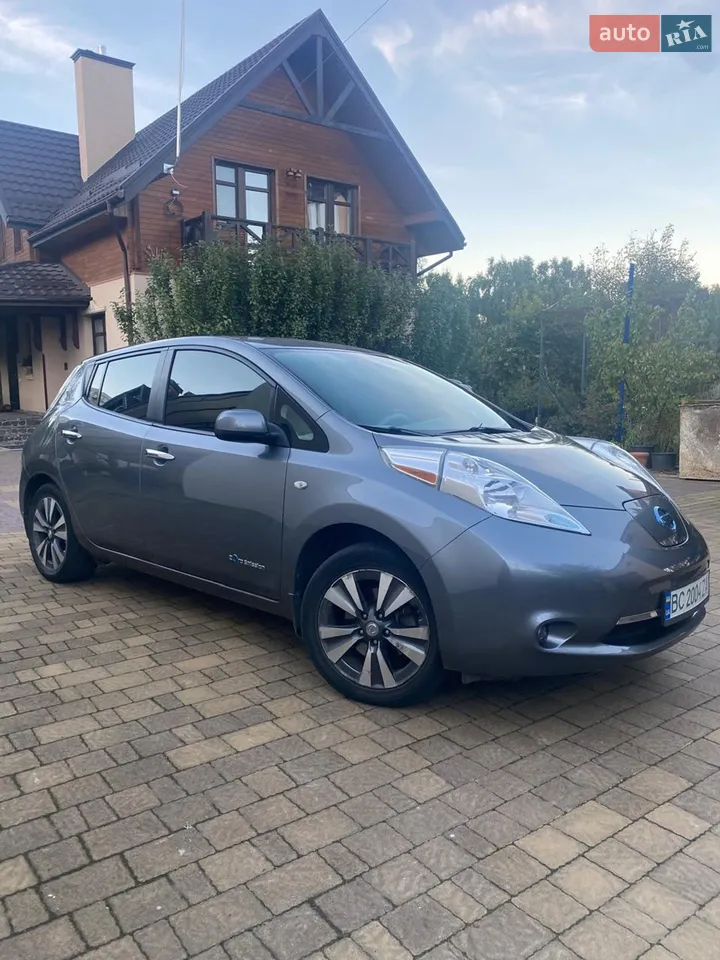 2015 Nissan Leaf - мініатюра 16