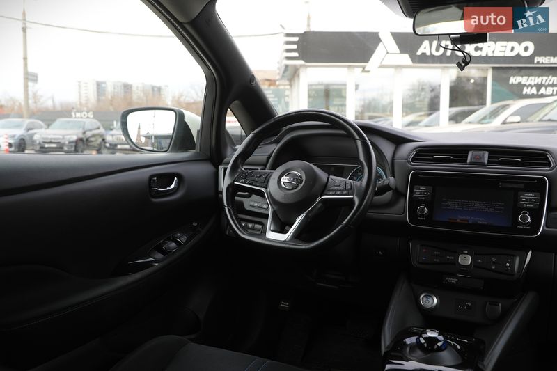 Хэтчбек Nissan Leaf 2018 в Харькове