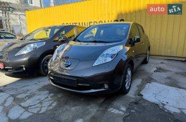 Хетчбек Nissan Leaf 2017 в Умані