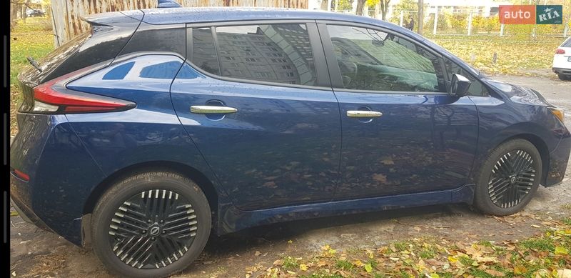 Хетчбек Nissan Leaf 2022 в Києві фото 3 Хетчбек Nissan Leaf 2022 в Києві