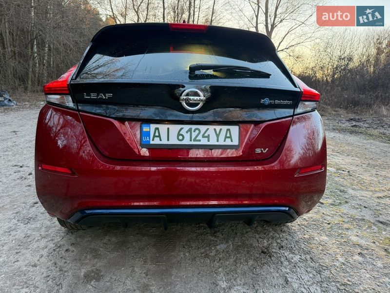 Хэтчбек Nissan Leaf 2020 в Киеве