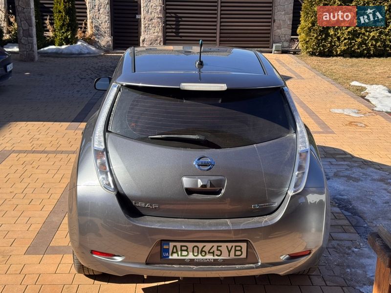 Хэтчбек Nissan Leaf 2014 в Виннице