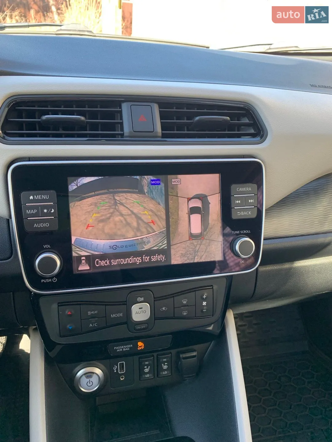 2019 Nissan Leaf - мініатюра 10