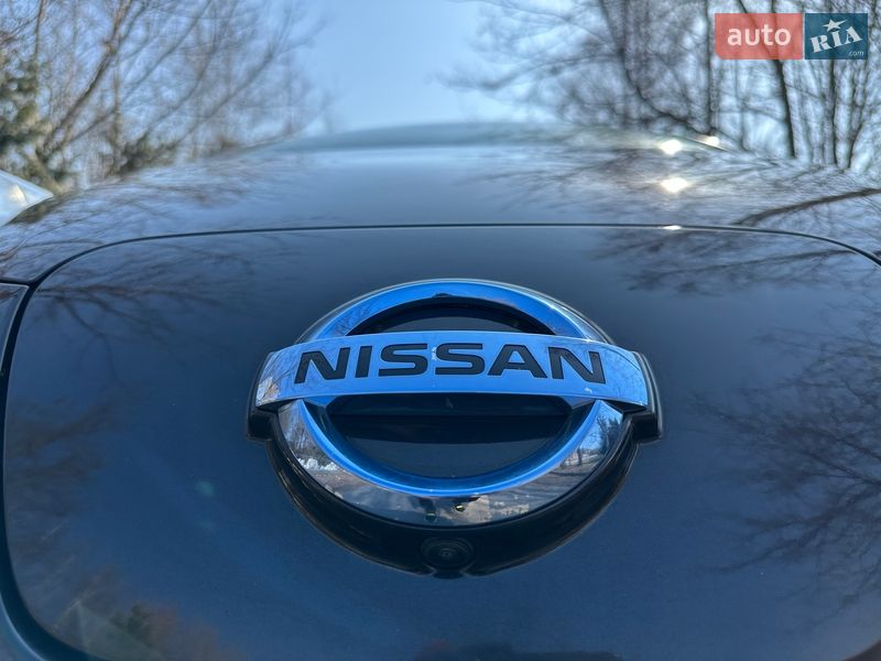 Хэтчбек Nissan Leaf 2014 в Ровно