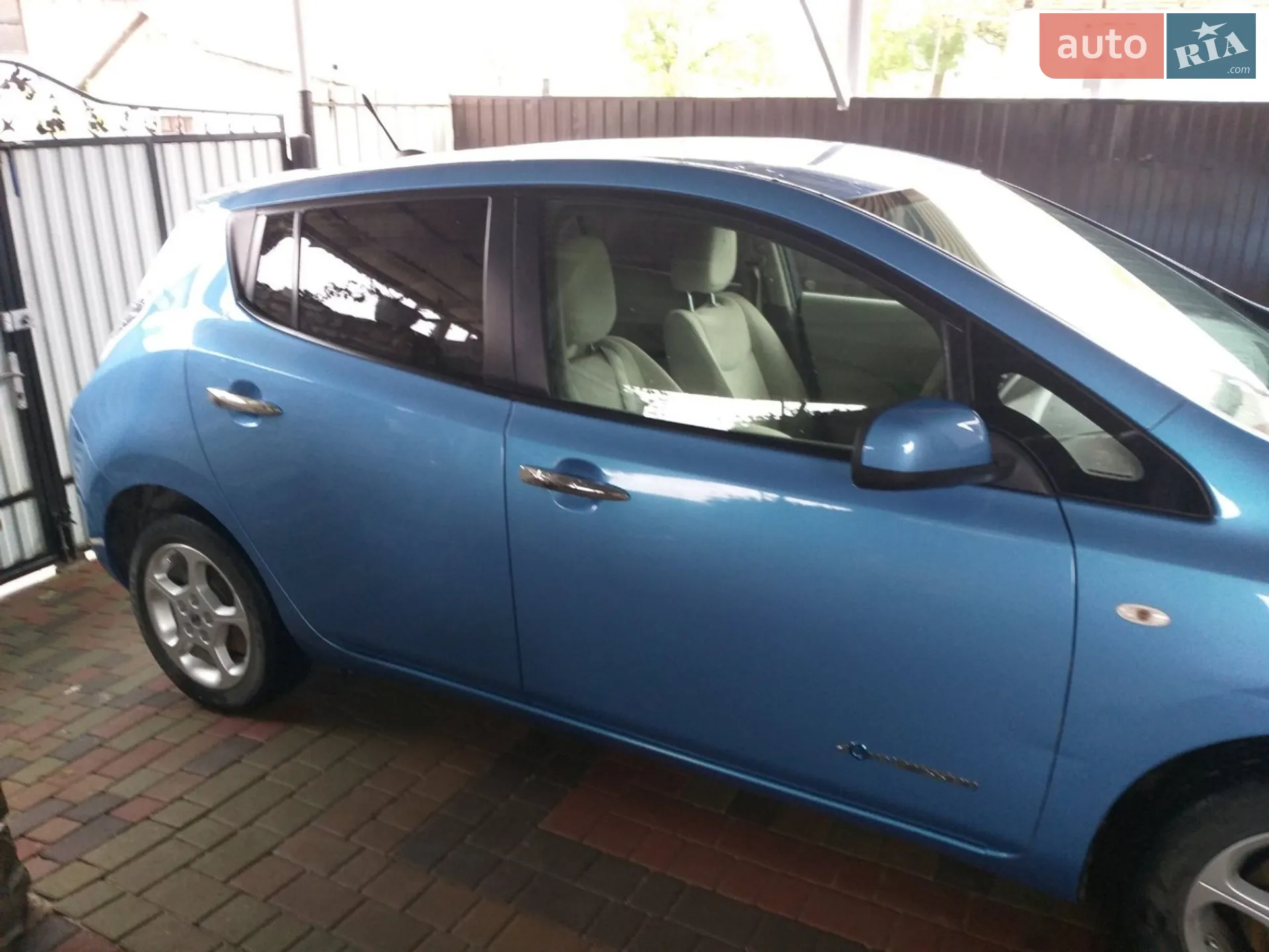 2011 Nissan Leaf - мініатюра 2