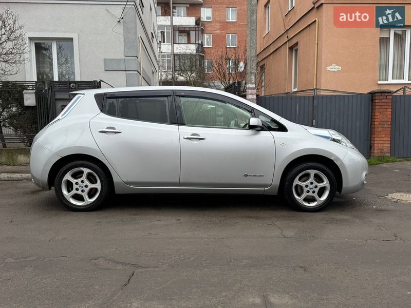 Nissan Leaf 2012