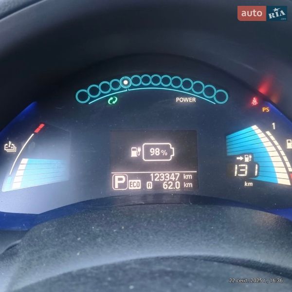 Хетчбек Nissan Leaf 2013 в Запоріжжі