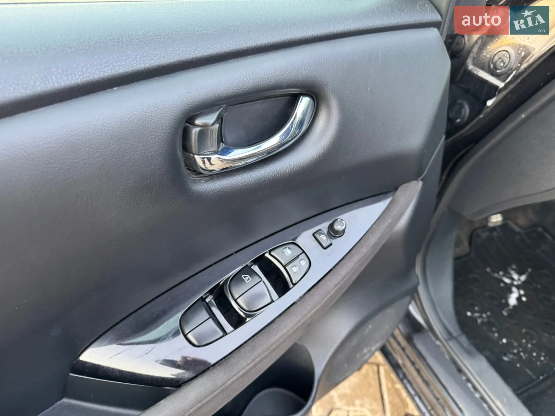 2016 Nissan Leaf - мініатюра 11