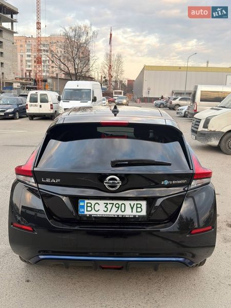 Хэтчбек Nissan Leaf 2021 в Львове