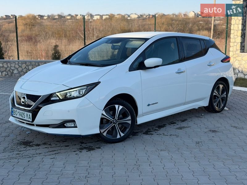 Хэтчбек Nissan Leaf 2021 в Тернополе