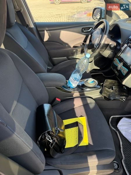 Хетчбек Nissan Leaf 2014 в Кременчуці