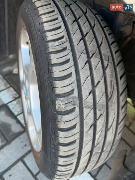 Хетчбек Nissan Leaf 2014 в Кременчуці