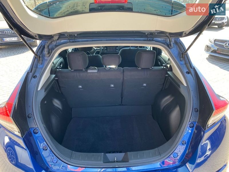 Хэтчбек Nissan Leaf 2020 в Львове