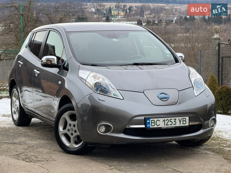 Хэтчбек Nissan Leaf 2013 в Дрогобыче