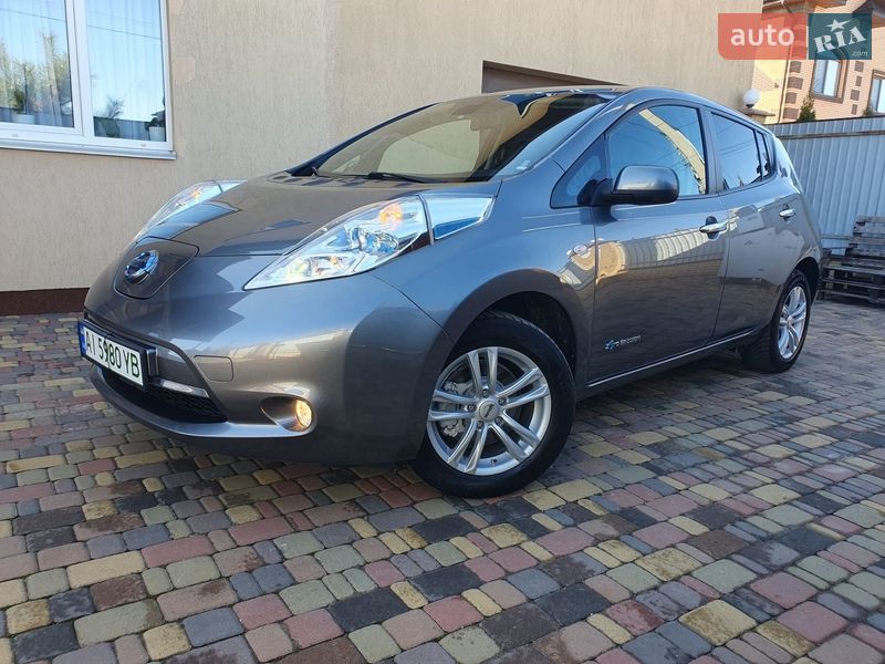 Хетчбек Nissan Leaf 2014 в Горі