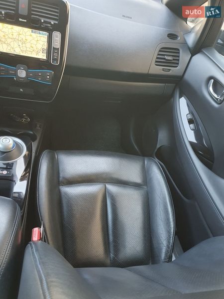 Хетчбек Nissan Leaf 2014 в Горі