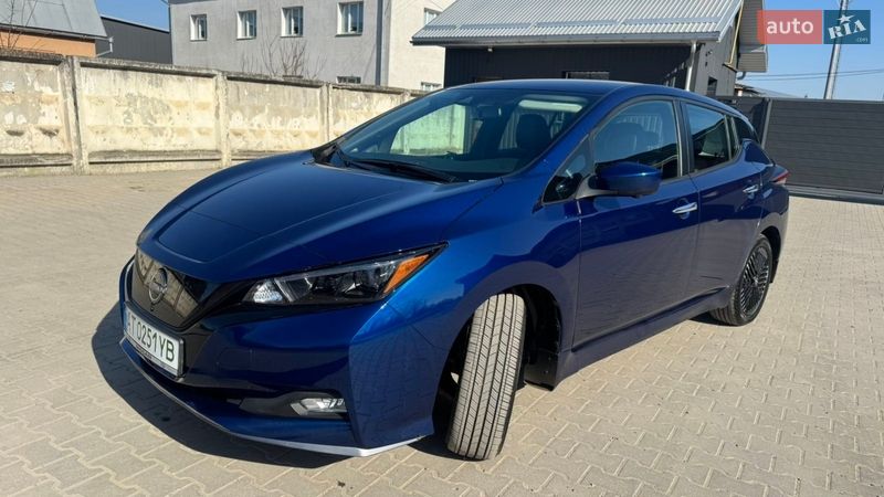Хэтчбек Nissan Leaf 2024 в Ивано-Франковске