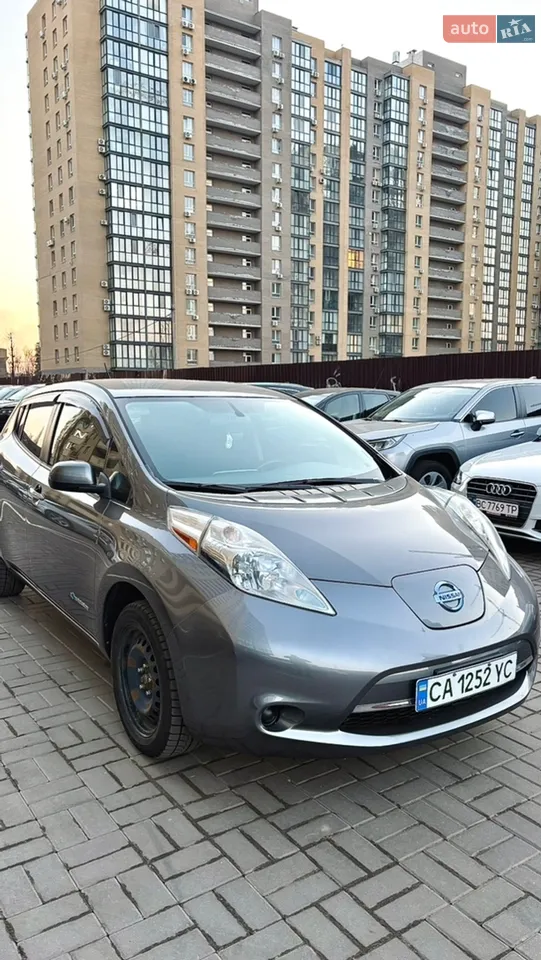 2015 Nissan Leaf - мініатюра 27