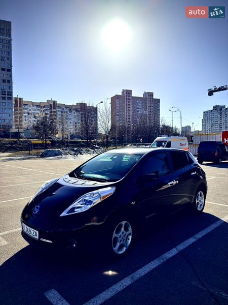 Хэтчбек Nissan Leaf 2014 в Киеве