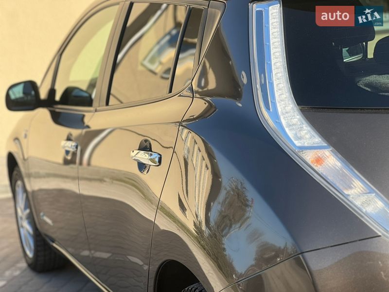 Хетчбек Nissan Leaf 2016 в Трускавці