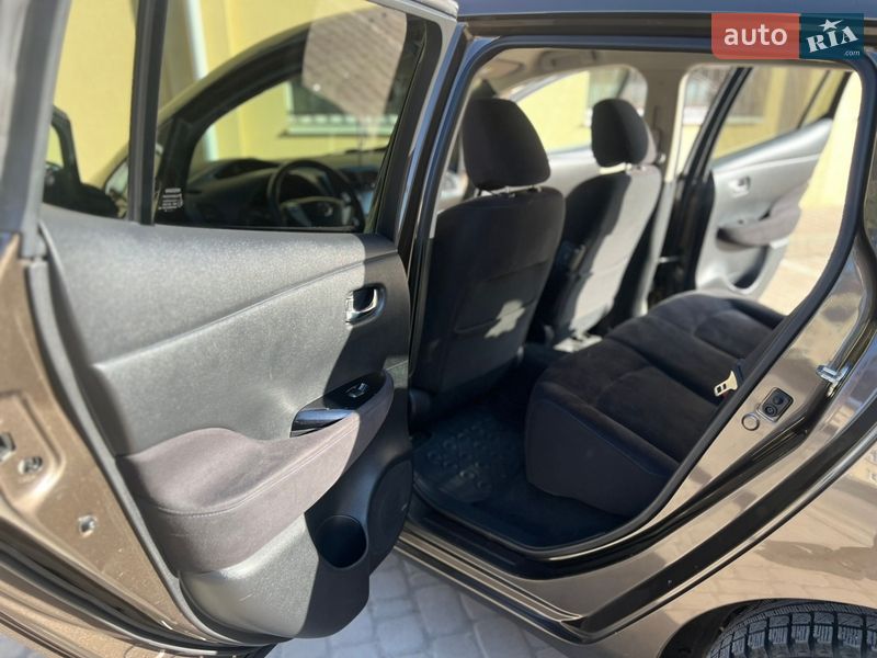 Хетчбек Nissan Leaf 2016 в Трускавці