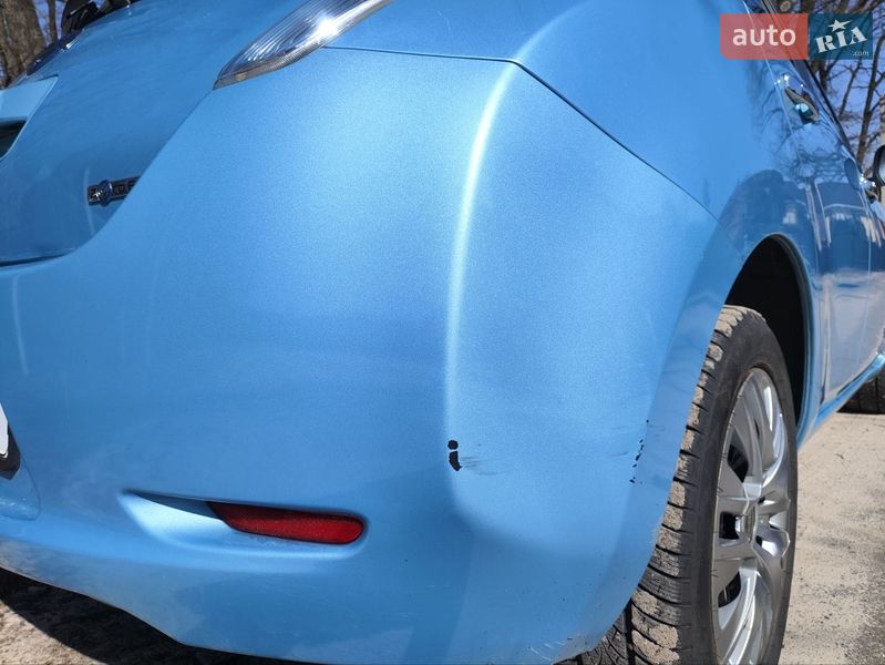 Хэтчбек Nissan Leaf 2014 в Ирпене