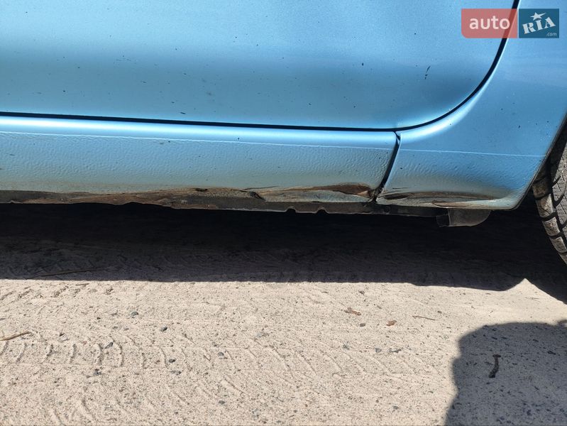 Хэтчбек Nissan Leaf 2014 в Ирпене