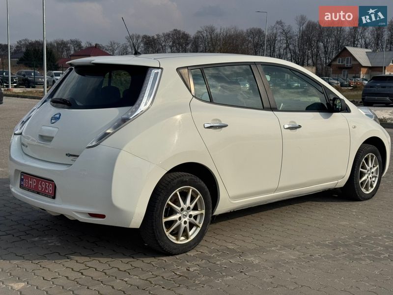 Хетчбек Nissan Leaf 2016 в Львові