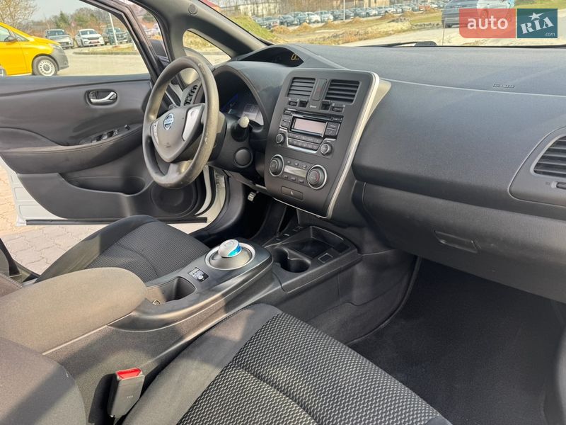 Хетчбек Nissan Leaf 2016 в Львові