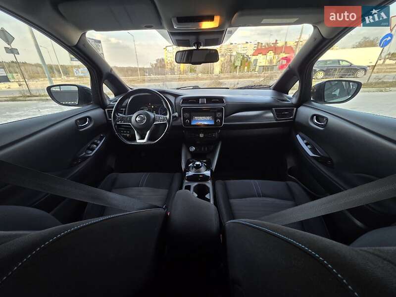 Хэтчбек Nissan Leaf 2018 в Тернополе