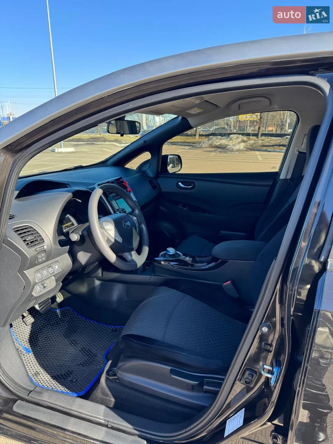 2017 Nissan Leaf - мініатюра 10