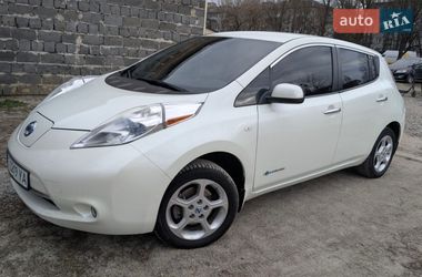Хэтчбек Nissan Leaf 2011 в Ивано-Франковске