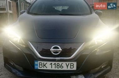 Хетчбек Nissan Leaf 2018 в Рівному