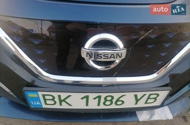 Хетчбек Nissan Leaf 2018 в Рівному