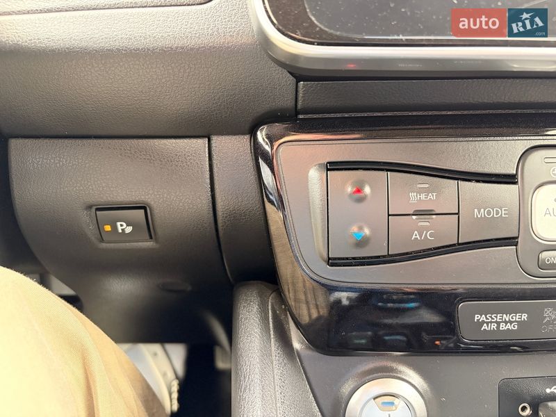 Хэтчбек Nissan Leaf 2019 в Львове фото 90 Хэтчбек Nissan Leaf 2019 в Львове