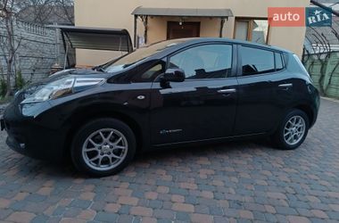 Хэтчбек Nissan Leaf 2014 в Ровно