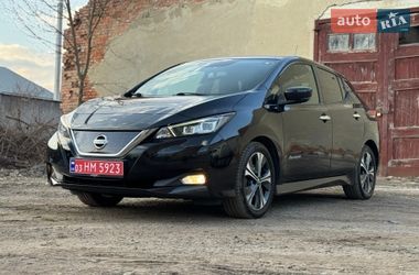 Хэтчбек Nissan Leaf 2018 в Дрогобыче