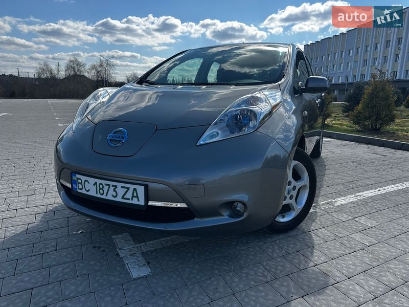 Хетчбек Nissan Leaf 2014 в Мостиській