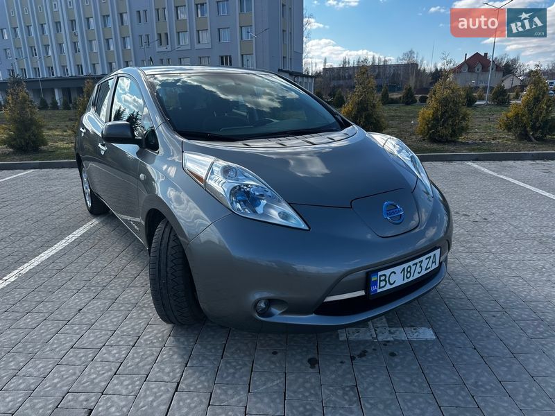 Хетчбек Nissan Leaf 2014 в Мостиській