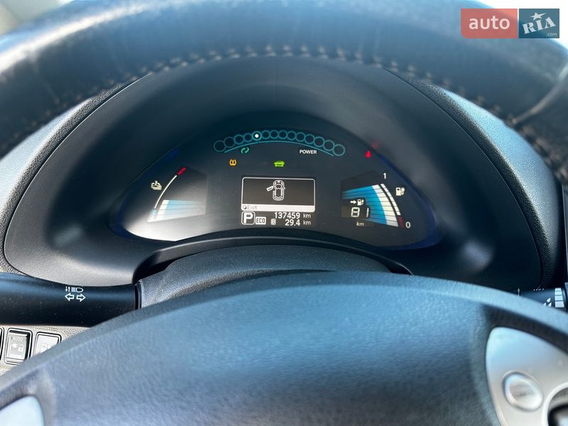 Хетчбек Nissan Leaf 2014 в Мостиській