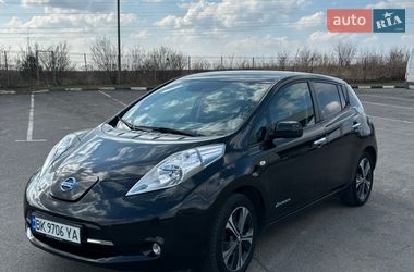 Хэтчбек Nissan Leaf 2016 в Ровно