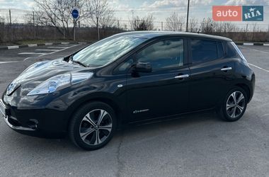 Хетчбек Nissan Leaf 2016 в Рівному